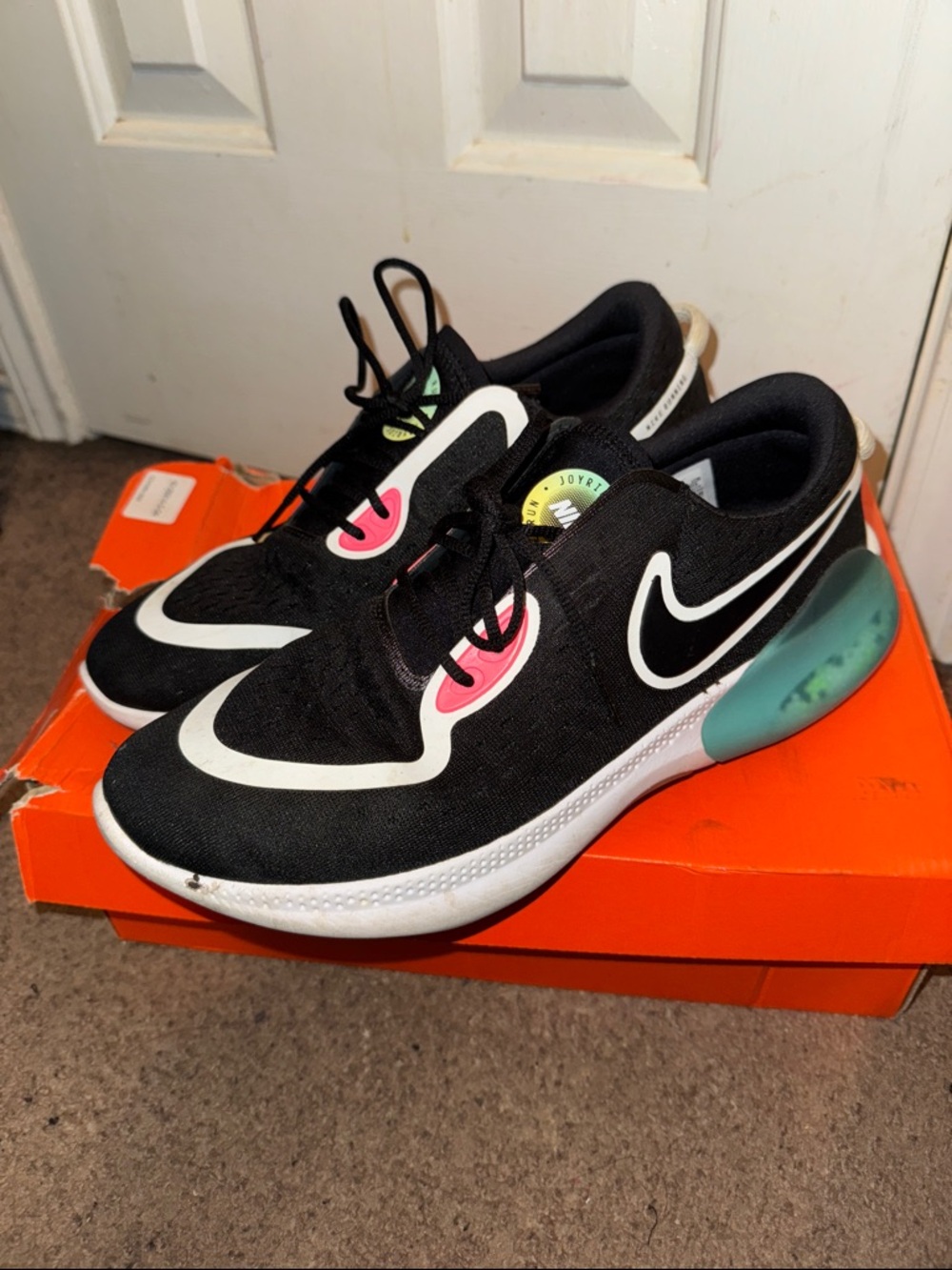 Men’s Nike Joyride Size 10